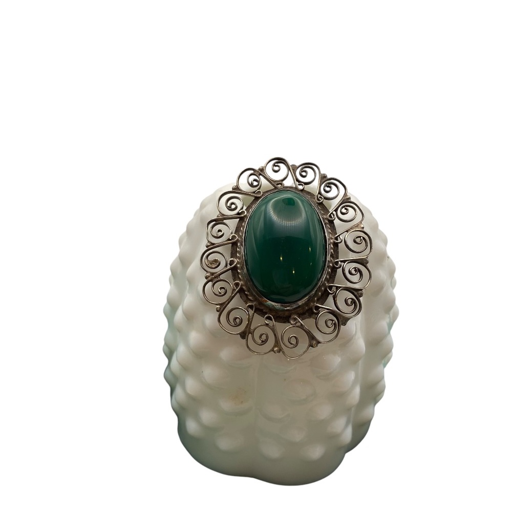 Signed Vintage Mexico Sterling Silver and Green Onyx pin/pendant.